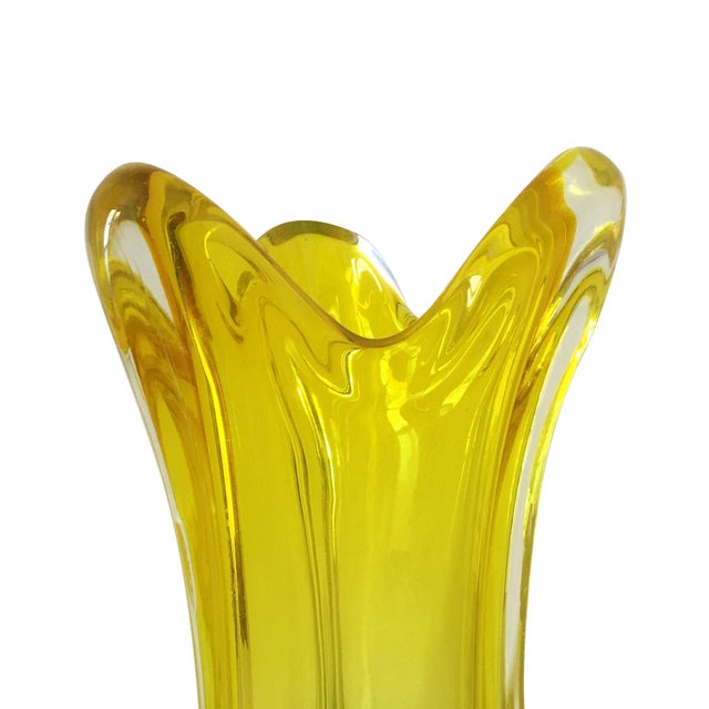 Glass Vase by Luciano Ferro for A.VE.M., 1960s For Sale - Image 6 of 11