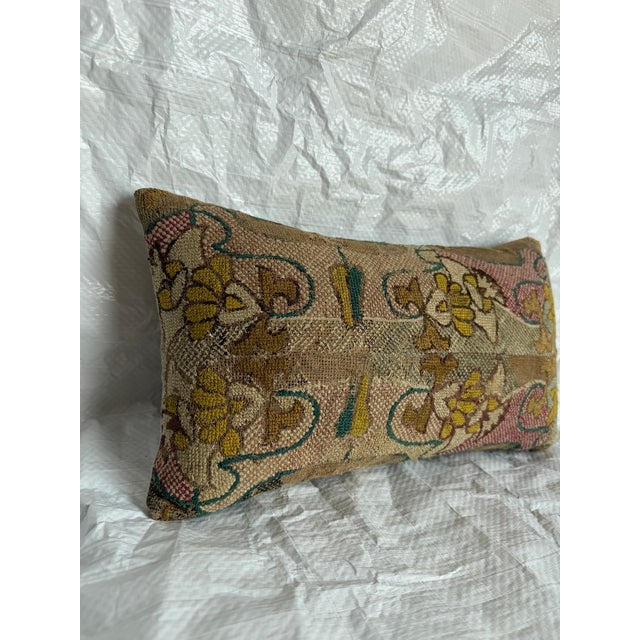 17th Century Italian Florentine Wool & Silk Botanical Tapestry Pillow For Sale In Los Angeles - Image 6 of 7