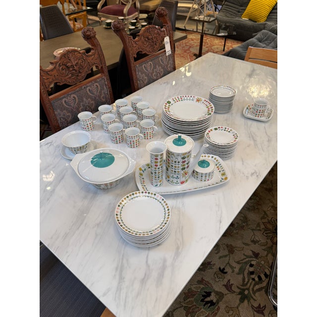 Late 20th Century Rosenthal Studio-Linie Piemonte Porcelain Dinnerware, Set of Sixty-Nine For Sale - Image 5 of 13