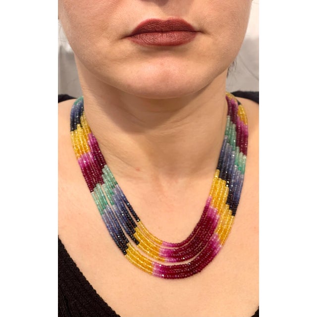 200 Ct 7 Layer Natural Emerald Ruby & Sapphire Bead Necklace 14k Gold Adjustable For Sale - Image 12 of 18