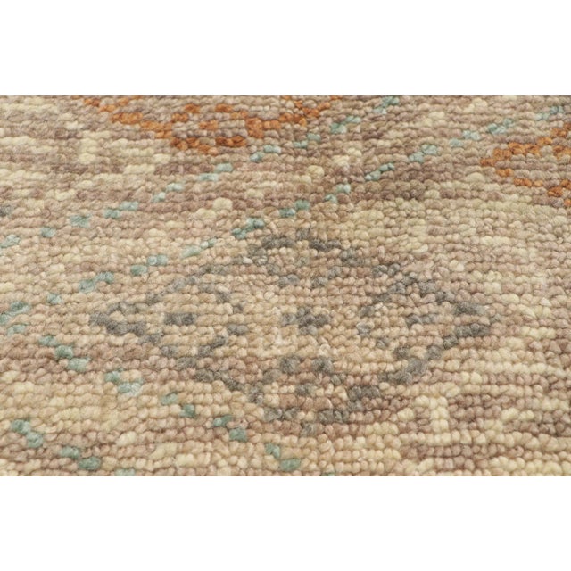 2010s Vintage Earth-Tone Transitional Rug - 04'11 X 07'11 For Sale - Image 5 of 10