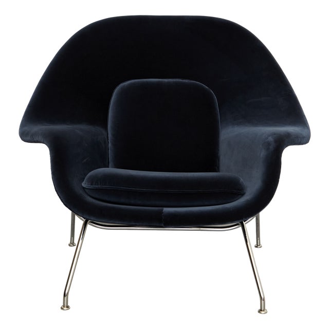 Womb Chair by Eero Saarinen for Knoll International For Sale