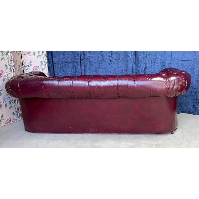 1950s English Burgundy Red Leather Chesterfield Sofa For Sale - Image 11 of 17