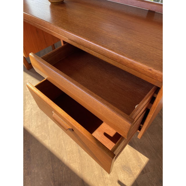 Mid-Century Modern Teak Dressing Table with Mirror by William Lawrence, 1960s For Sale - Image 12 of 18