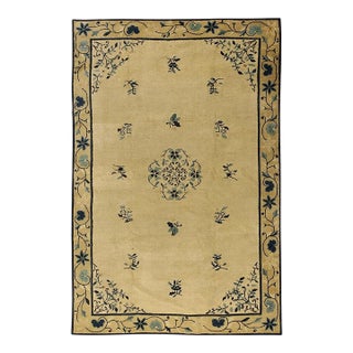 1900s Beige Floral Minimalist Deco Antique Peking Wool Knotted Small Rug For Sale