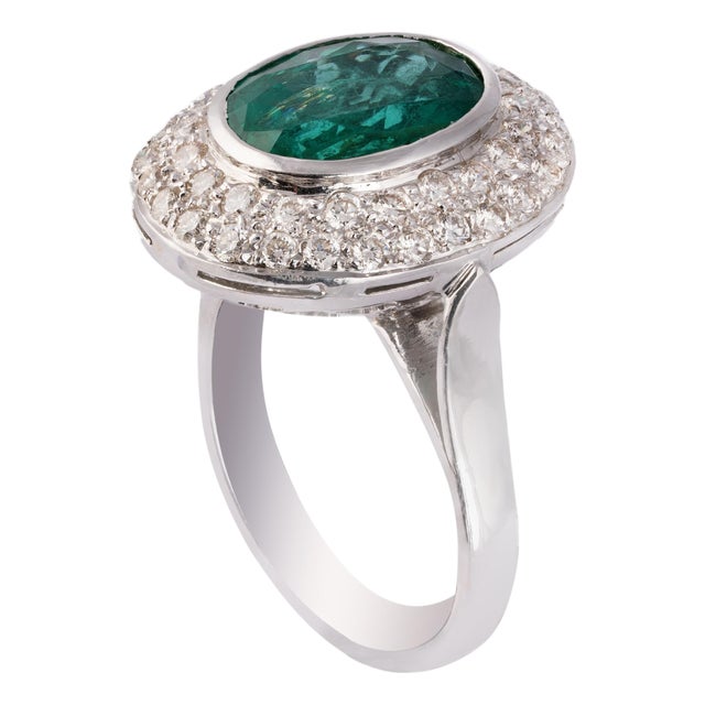 Estate 0.85ct Diamond & 4.72ct Emerald Ring in 18k Gold For Sale