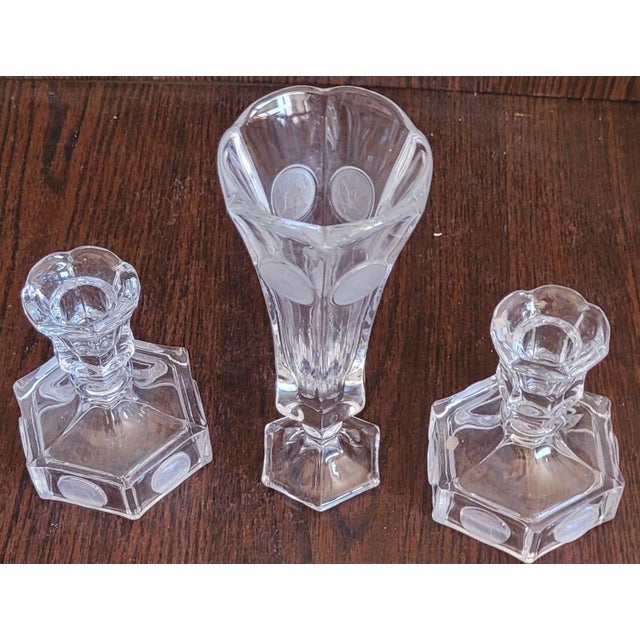 Fostoria Coin Clear Glass 3‑Piece Set – 8" Vase & Candleholders Mid‑Century 50s For Sale In Panama City, FL - Image 6 of 9