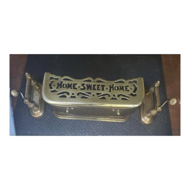 Fine polished brass early 20th century fireplace fender, which reads "HOME SWEET HOME" across the top; Polished, Nice...