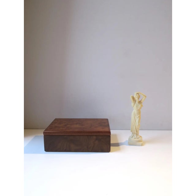 Mid 20th Century Italian Neoclassical Female Sculpture Statue, Small For Sale - Image 5 of 10