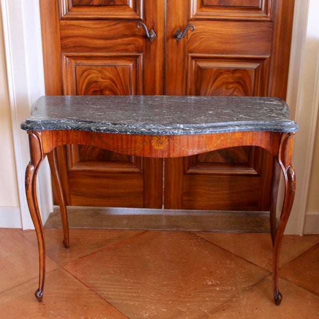 Traditional Pair of Edwardian Satinwood Marquetry Console Tables With Marble Tops For Sale - Image 3 of 14