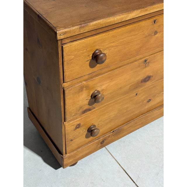 Brown Antique Pine Three Drawers - Chest of Drawers From England For Sale - Image 8 of 18
