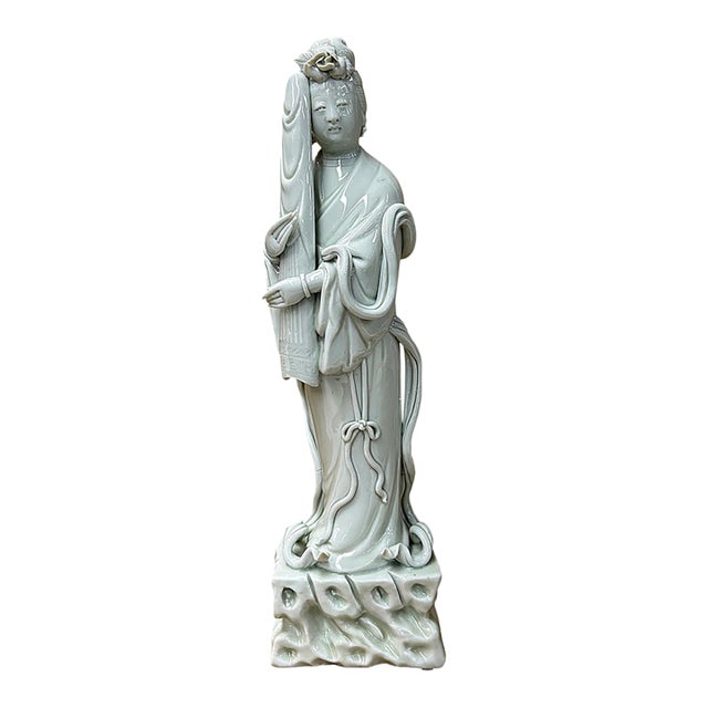 Vintage Off White Porcelain Standing Bodhisattva GuanYin Statue For Sale