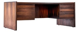 Example of Executive Desks