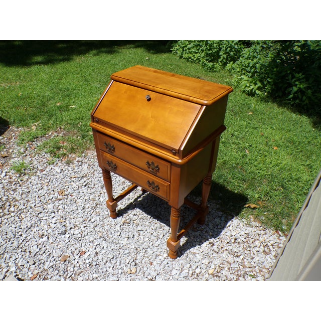 American Vintage Solid Maple Slant Top Writing Desk Drop Front Secretary Desk For Sale - Image 3 of 18