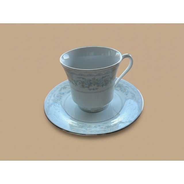 Fairfield "Rosepoint" Fine China - 5-Piece Service Set for 12 With Additional Service China - 63 pcs For Sale - Image 9 of 11
