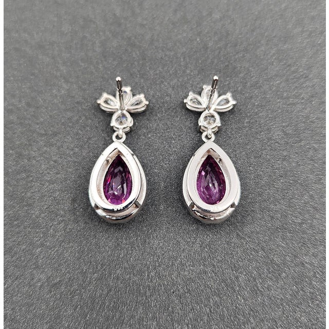 4.06 Ct Natural Pink Sapphire & Diamond Earrings, Pair For Sale In Chicago - Image 6 of 8