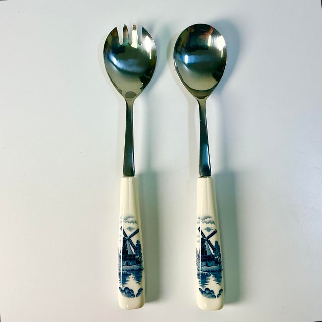 Hollywood Regency Mid 20th Century Boho Chic Gustavian Delft Style Salad Serving Utensils, Stainless Steel - Set of 2. For Sale - Image 3 of 9