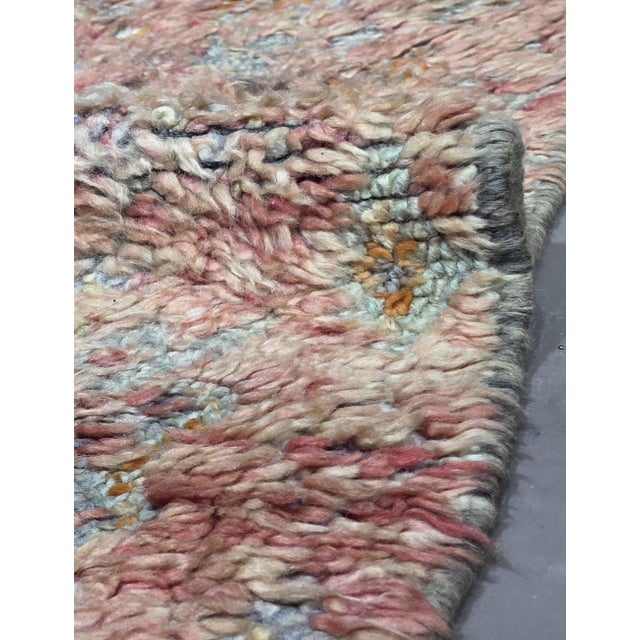 1980s Vintage Beni M'Guild Rug 8.2 X 6 Ft / 250 X 185 Cm For Sale - Image 5 of 6