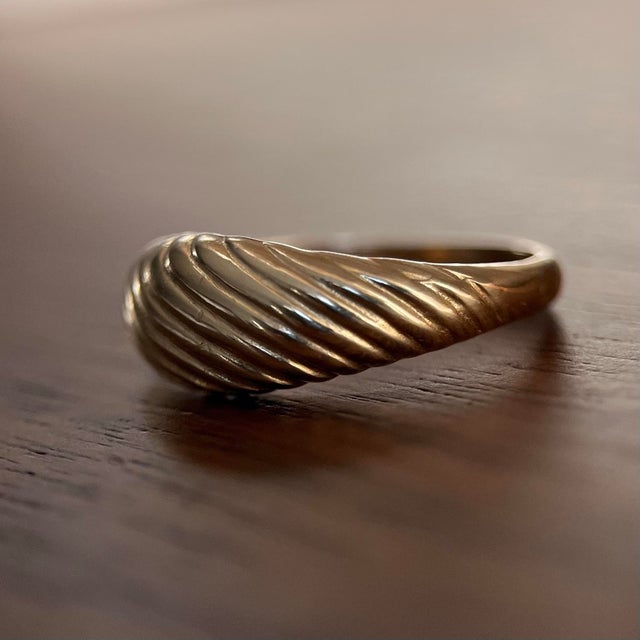 1970s Vintage 1970s 14k Yellow Gold Ribbed Dome Ring “Golden Fields,” Size 5.75 For Sale - Image 5 of 5