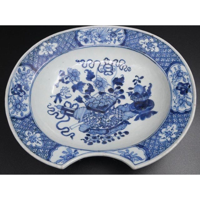 Blue 18th Century Qianlong Chinese Blue and White Porcelain Barber Dish For Sale - Image 8 of 8