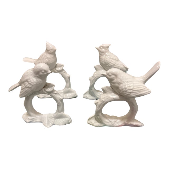Vintage White Ceramic Bird Napkin Rings Set of 4 - Figural Cardinal Songbirds For Sale