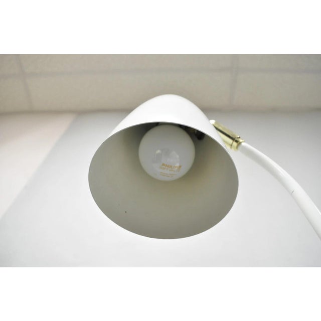Mid 20th Century Gerald Thurston for Lightolier Mid Century Modern White Metal Pole Floor Lamp For Sale - Image 10 of 14