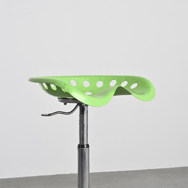 Metal Model Faucheuse Bar Stools by Etienne Fermigier for Mirima, 1970s, Set of 2 For Sale - Image 7 of 10
