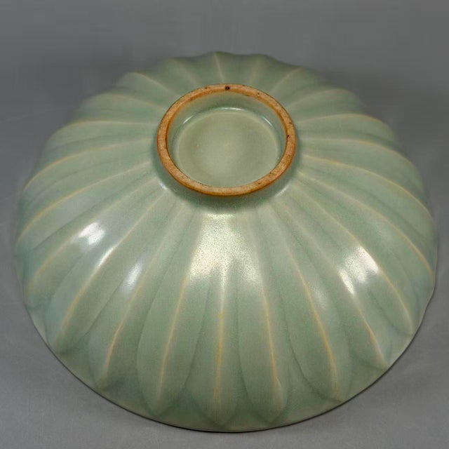 Ceramic Antique Chinese Longquan Celadon Bowl With Carved Lotus Petals For Sale - Image 7 of 7