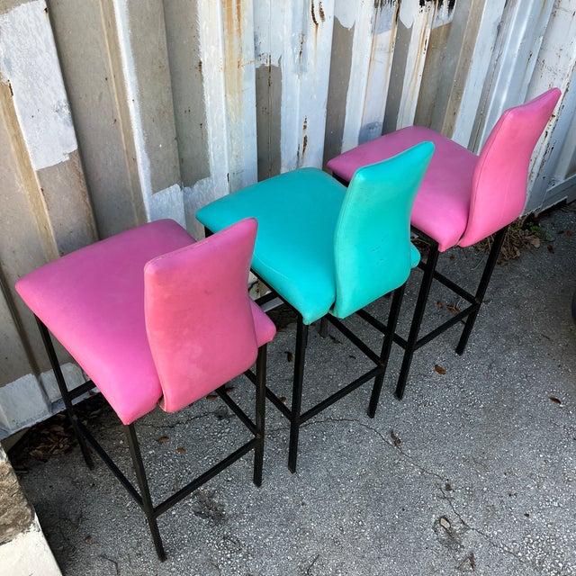 Set of 3 Postmodern Vinyl Upholstered Barstools by Minson Ent. Circa 1980s For Sale In Miami - Image 6 of 18