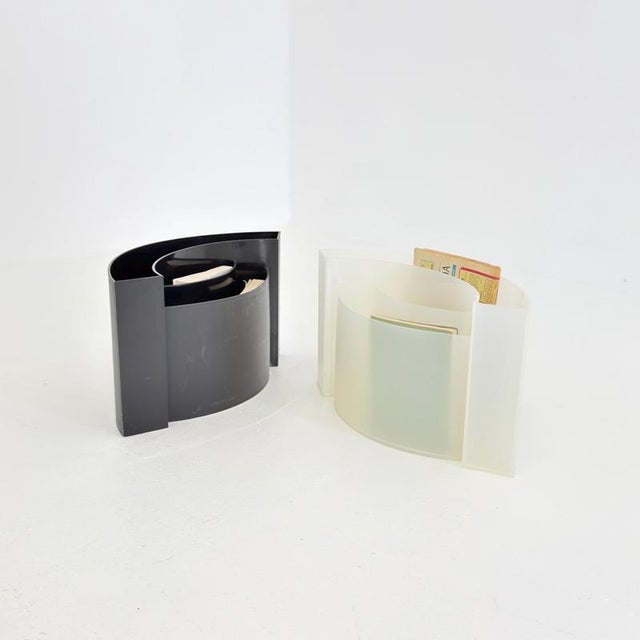 Mid-Century Modern Space Age Wave Magazine Rack by Maier Aichen for Authentics, Italy, 1990s For Sale - Image 11 of 13