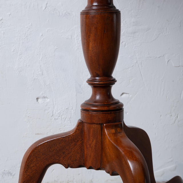 Mahogany Quatrefoil Tilt-Top Candlestand, C.1790 For Sale In Savannah - Image 6 of 11