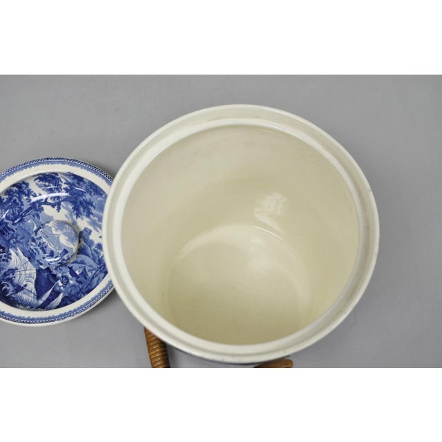 Late 19th Century Wedgwood Landscape Etruria Pattern Blue White Porcelain Covered Slop Pot Commode For Sale - Image 9 of 17
