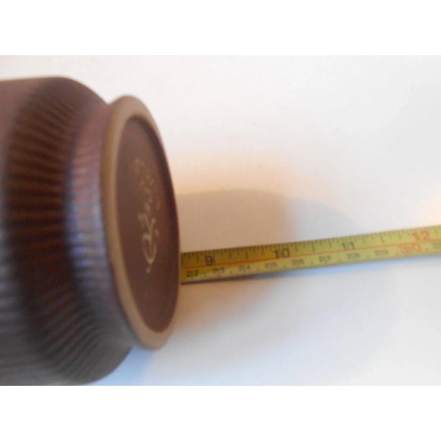 Rörstrand Fluted Pottery Vase by Gunnar Nylund for Rörstrand, 1960s For Sale - Image 4 of 5