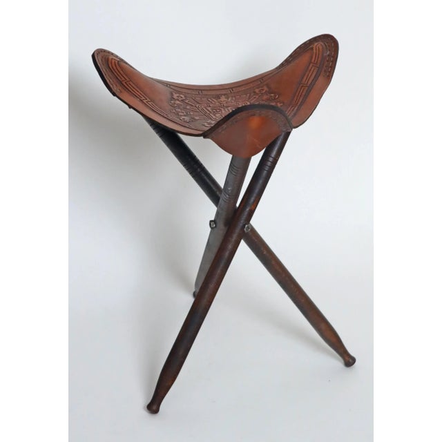 1960s Tripod Stool attributed to Angel Pazmino, 1970s For Sale - Image 5 of 7