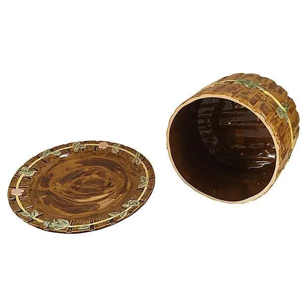 English Majolica Cheese Dome For Sale In Boston - Image 6 of 7