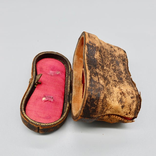 Antique Mother-of-Pearl Opera Glasses With Original Fitted Case For Sale - Image 10 of 10