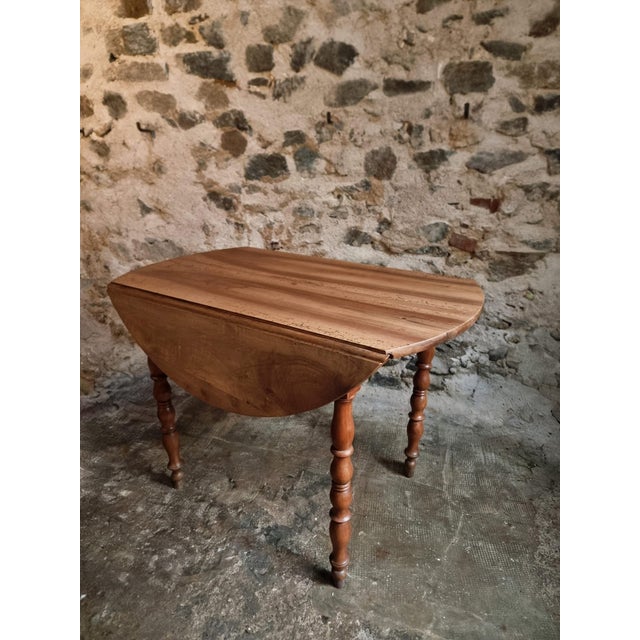 Antique French Round Walnut Drop-Leaf Dining Table, 1890s For Sale - Image 4 of 16