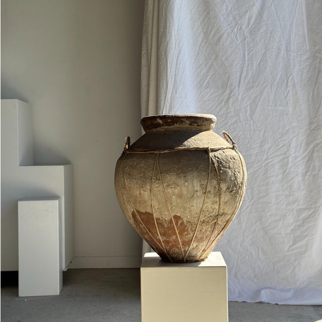 Large Grey and Red Terracotta Pot with Rattan Handles and Crossbars, 1980s For Sale - Image 9 of 9