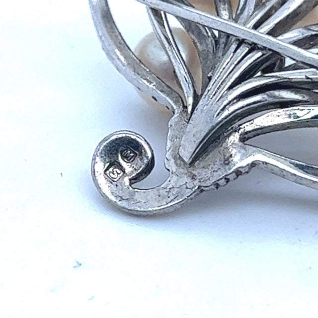 1990s Mikimoto Estate Akoya Pearl Brooch Pin Sterling Silver For Sale In New York - Image 6 of 7