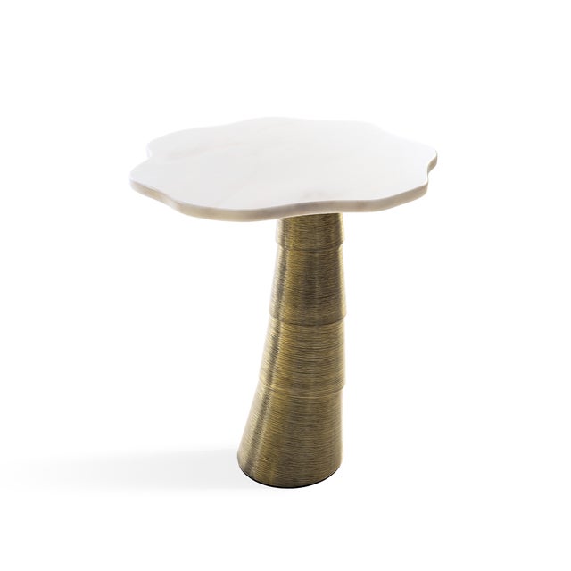 Palm Side Table in Estremoz Marble and Brass by InsidherLand For Sale - Image 4 of 4