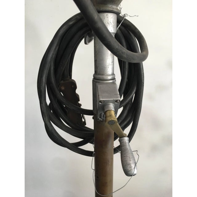Large Vintage Tripod Cinema Beacon Floor Lamp from Dante Rispoli Roma For Sale - Image 10 of 13