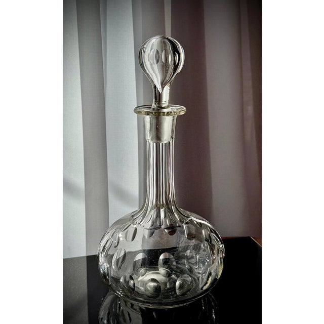 Victorian Shaft and Globe Glass Decanter, England, 1880 For Sale - Image 4 of 16