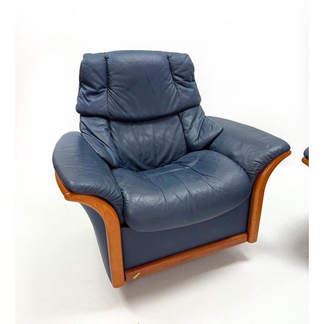 Vintage Adjustable Swivel Chairs in Blue Leather and Beech from Ekornes Stressless, 1980s, Set of 2 For Sale - Image 13 of 17