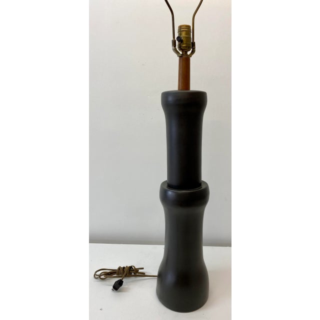 Martz Mid Century Large Scale Brown Glazed Ceramic Table Lamp For Sale - Image 9 of 11