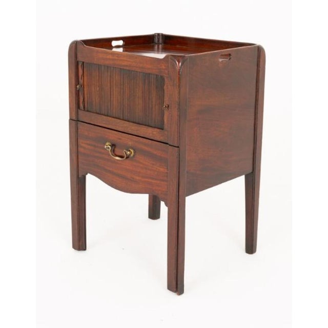 Georgian Mahogany Bedside Cabinet, 1800 For Sale - Image 4 of 7