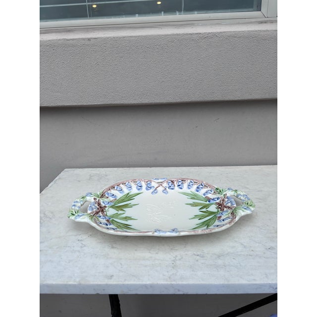 1900 - 1909 1900s Villeroy & Boch Large Majolica Oval Handled Purple Flowers Platter For Sale - Image 5 of 6