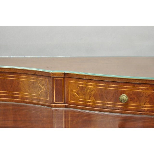Vintage Hepplewhite Sheraton Mahogany Serpentine Buffet Sideboard Attr. Baker For Sale - Image 10 of 18