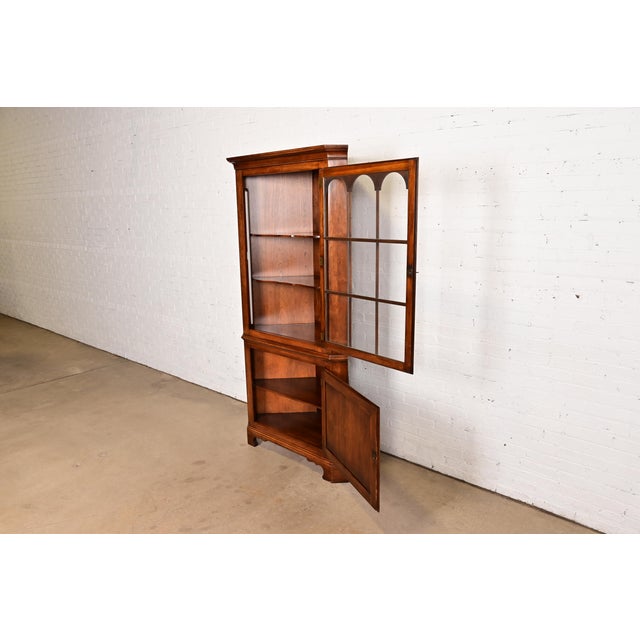 Wood Henkel Harris Style Cherry Wood Corner Cabinet, Circa 1970s For Sale - Image 7 of 14