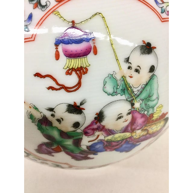Porcelain Chinese Vase For Sale In Portland, ME - Image 6 of 11