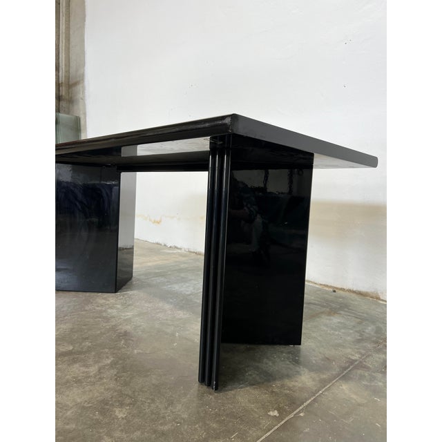 Black Lacquered Olinto Table by Kazuhide Takahama for B&B Italia / C&B Italia, 1980s For Sale - Image 4 of 7